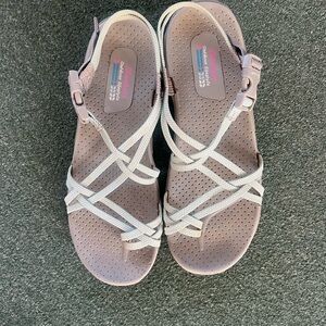 Skechers Women's Sz 10M Sandals lifestyle comfort water boating shoes